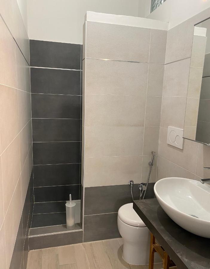 Domus Art Suites Merulana Rom Exteriör bild